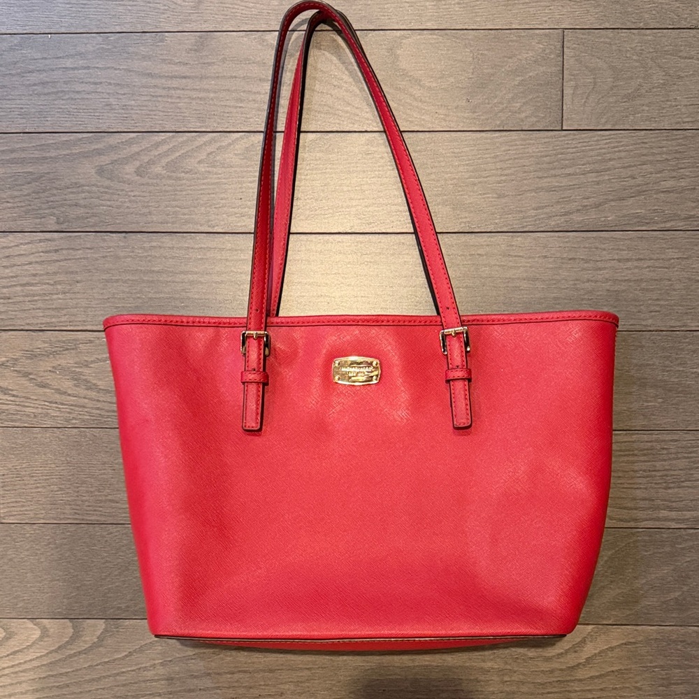 Elegant Michael Kors Red Tote Bag